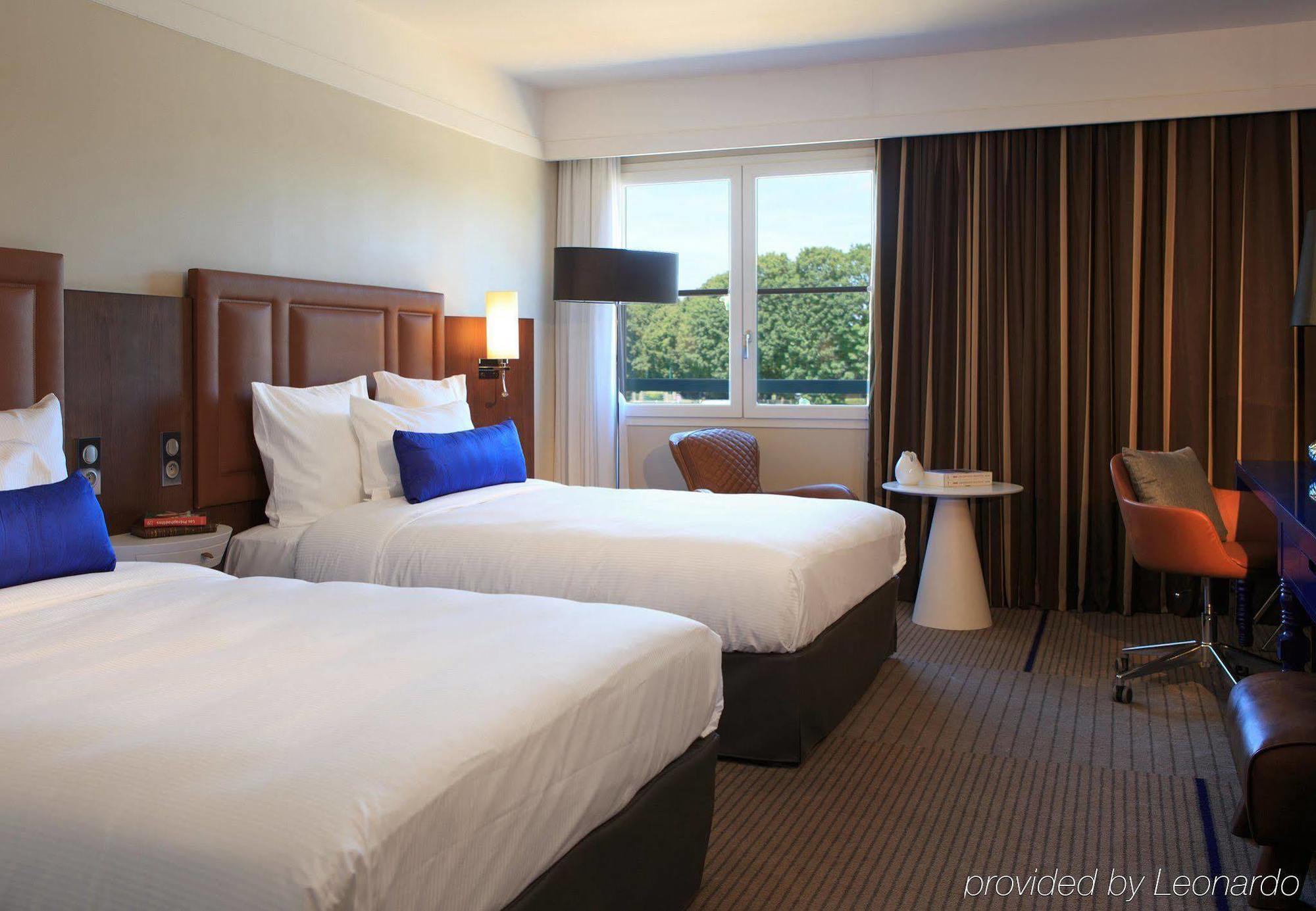 Renaissance Paris Hippodrome De St. Cloud Hotel Rueil-Malmaison Eksteriør billede