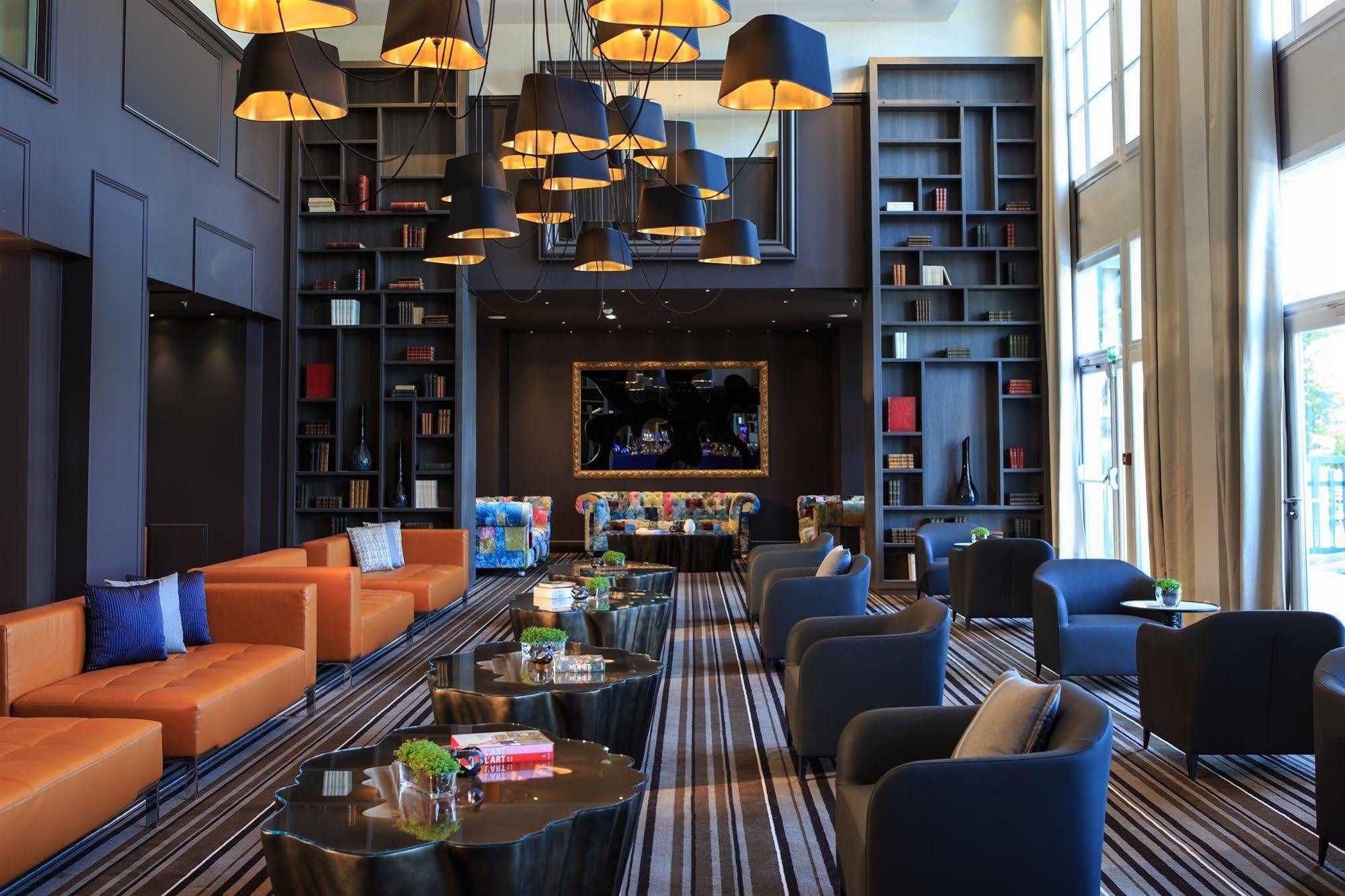 Renaissance Paris Hippodrome De St. Cloud Hotel Rueil-Malmaison Eksteriør billede